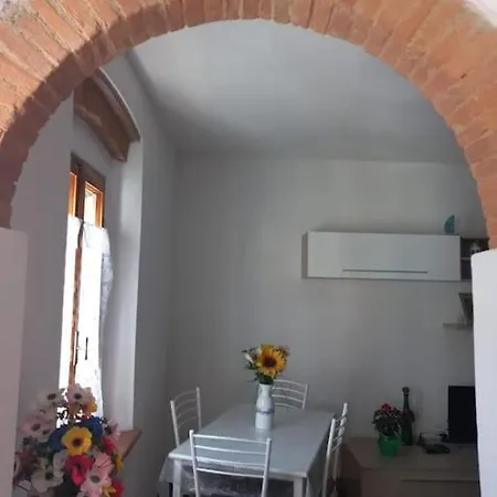 Casa Ines - Borgo Di アパート